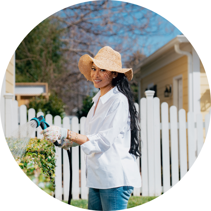 Jennifer Guinn gardening